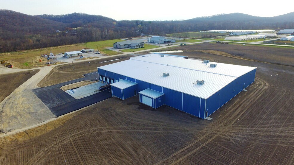 More Photos Of 3650 W Industrial Dr, Louisiana Manufacturing For Sale