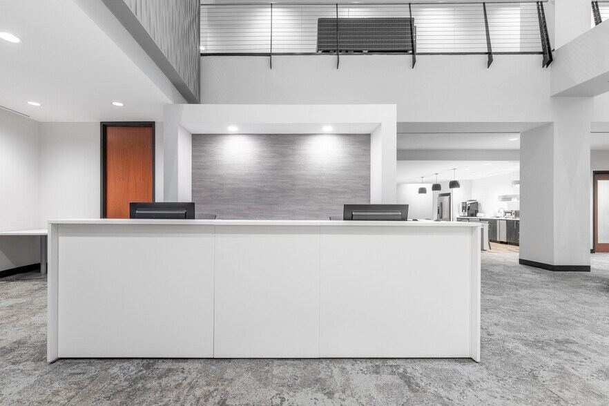 More Photos Of 12600 Deerfield Pky, Alpharetta Coworking Space