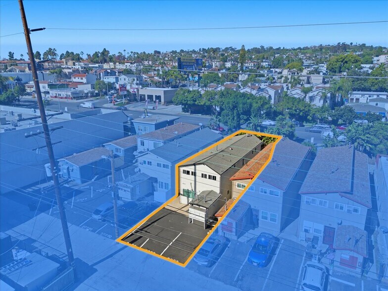 More Photos Of 2033 Garnet Ave, San Diego Apartments For Sale