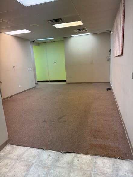 More Photos Of 2503 Manchester Expy, Columbus Freestanding For Lease