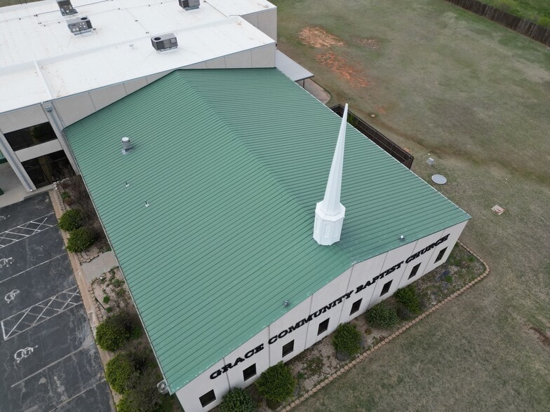 More Photos Of 10901 S Santa Fe Ave, Oklahoma City Religious Facility For Sale