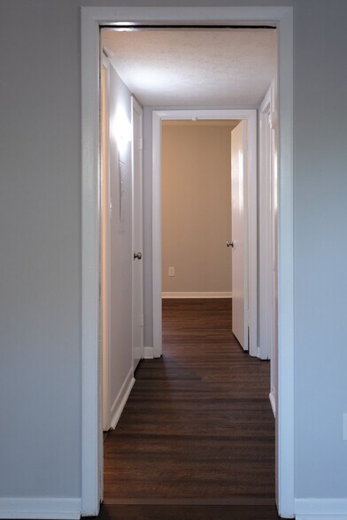 More Photos Of 609 E Inskip Dr, Knoxville Apartments For Sale