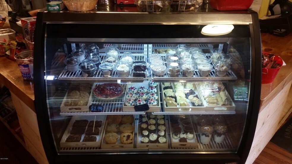 More Photos Of 3251 Route 209, Bushkill Convenience Store For Lease