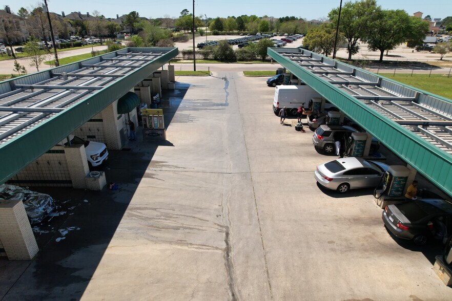 More Photos Of 1625 Cypress Station Dr, Houston Carwash For Sale