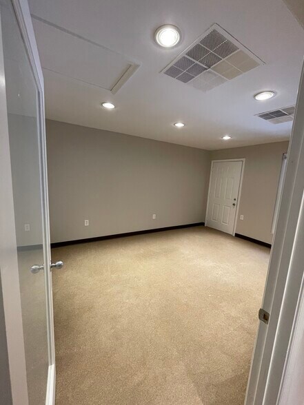 More Photos Of 1203 West St, Annapolis Office For Lease