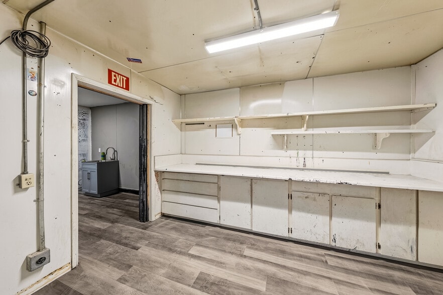 More Photos Of 727 Welch St, Medford Industrial For Sale