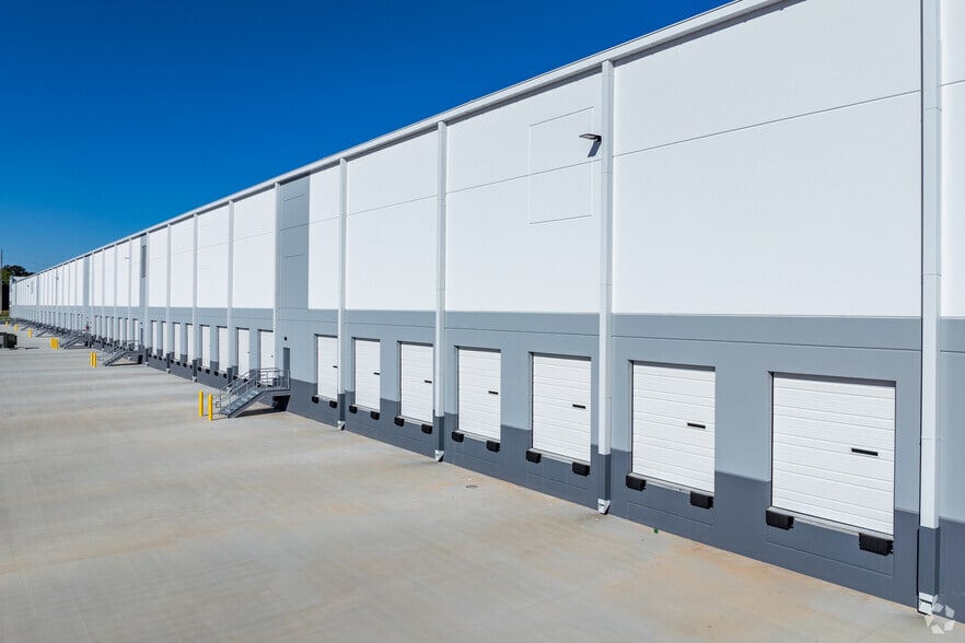 More Photos Of 10835 Hazelbrand Rd, Covington Distribution For Lease
