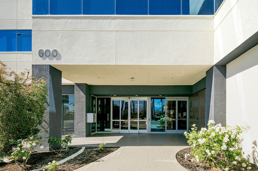More Photos Of 600 N Arrowhead Ave, San Bernardino Office For Sale