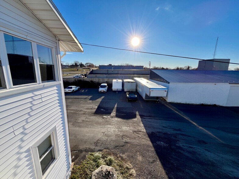 More Photos Of 1819 Lemoyne Ave, Syracuse Manufacturing For Sale