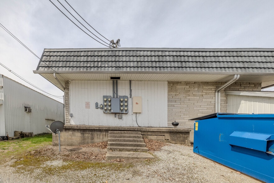 More Photos Of 3 E Division St, Remington Apartments For Sale