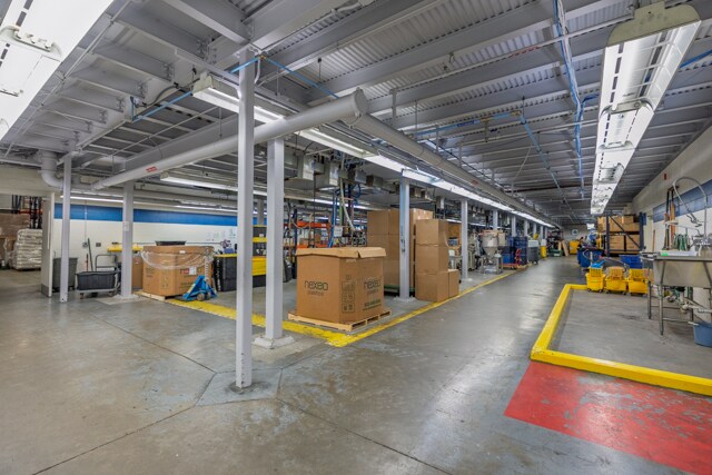 More Photos Of 230 Sardis Rd, Asheville Distribution For Sale