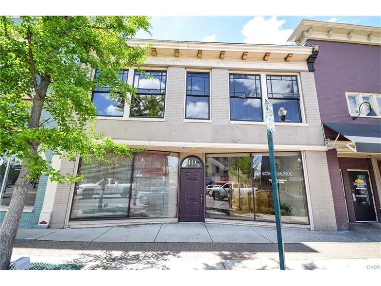 More Photos Of 10 N Market St, Troy Storefront Retail Office For Lease