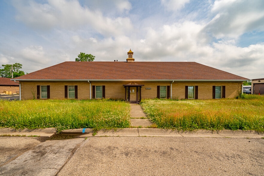 More Photos Of 3380 Successful Way, Dayton Office For Sale