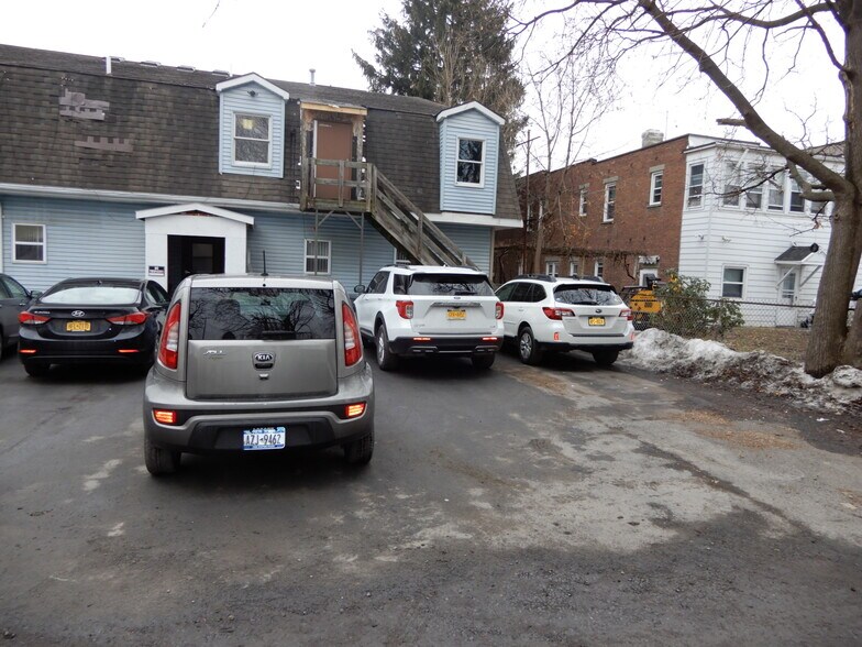 More Photos Of 440 Third Ave, Watervliet Office For Sale