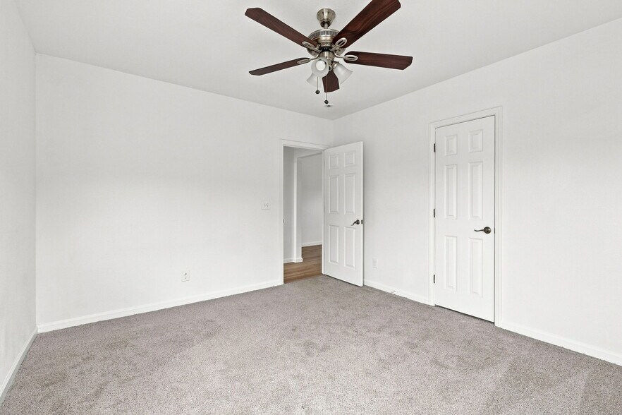 More Photos Of 235 12th St, Vallejo Apartments For Sale