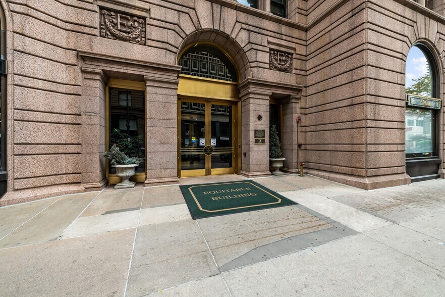 More Photos Of 730 17th St, Denver Office For Lease