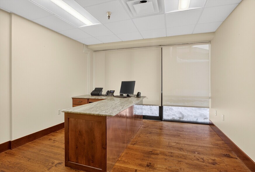 More Photos Of 750 Washington Rd, Mt Lebanon Apartments For Lease