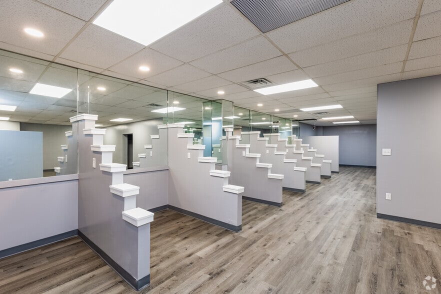 More Photos Of 351-355 5th Ave, Pittsburgh Office For Lease