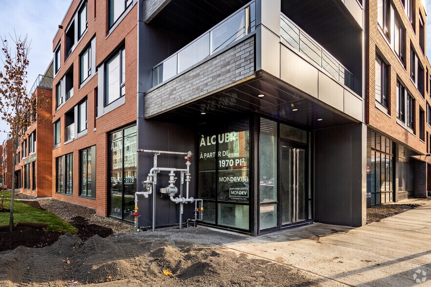 More Photos Of 2350 Rue Saint-Patrick, Montréal Apartments For Lease