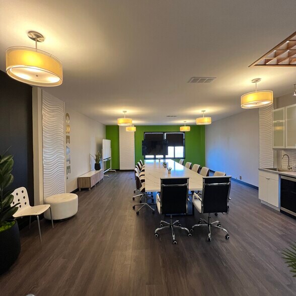 More Photos Of 12-20 N San Mateo Dr, San Mateo Medical For Lease