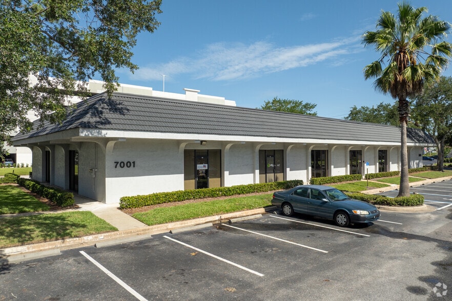 More Photos Of 7041 Grand National Dr, Orlando Unknown For Lease