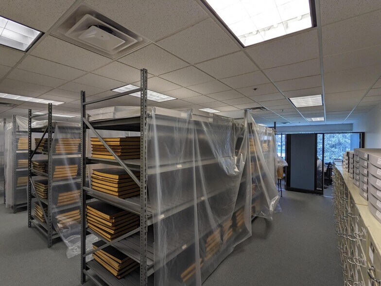 More Photos Of 2805 S Industrial Hwy, Ann Arbor Research And Development For Lease