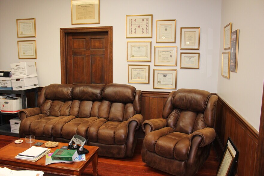 More Photos Of 448 Telfair St, Augusta Office For Sale