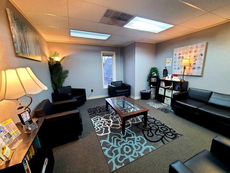 More Photos Of 4325 Laurel St, Anchorage Coworking Space