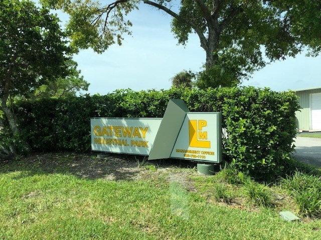 More Photos Of 12910 Automobile Blvd, Clearwater Manufacturing For Lease