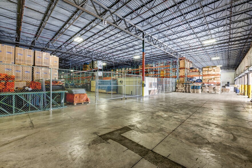 More Photos Of 1120 NW 165th St, Miami Warehouse For Lease