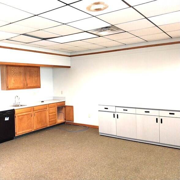 More Photos Of 1425 10th St, Gering Serviced Offices For Sale
