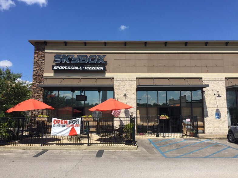 More Photos Of 119 City Market Dr, Saltillo Unknown For Lease