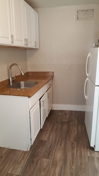 More Photos Of 1220 Sacramento Ave, West Sacramento Apartments For Sale