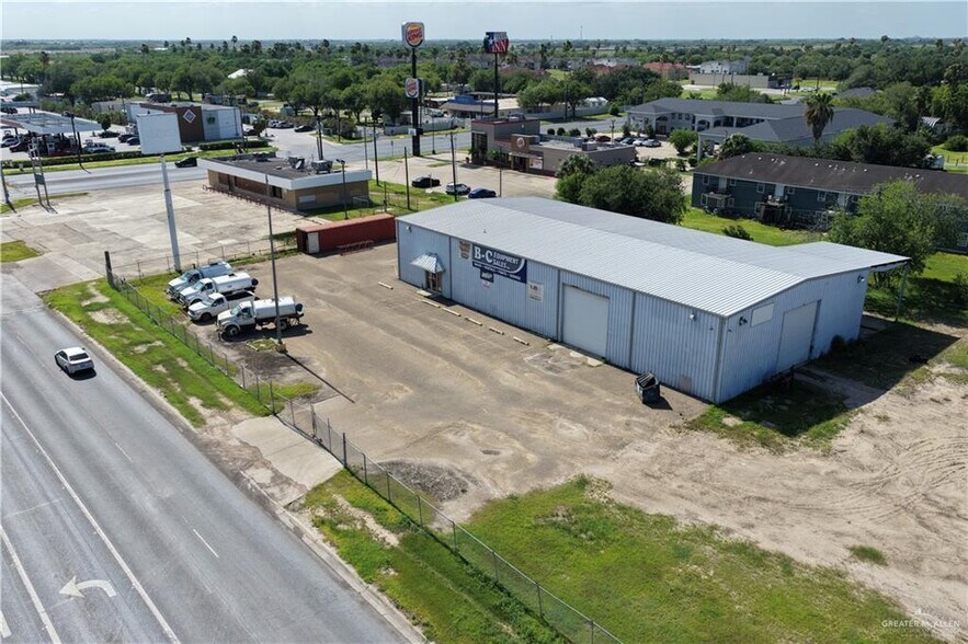 More Photos Of 110 E Expressway 83, La Feria Warehouse For Sale