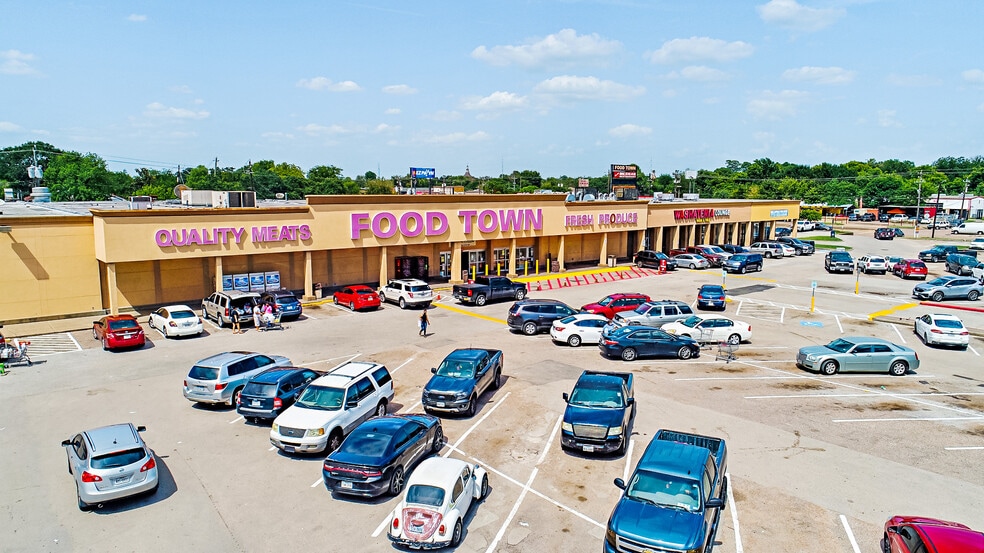 More Photos Of 5305-5377 Antoine Dr, Houston Unknown For Lease