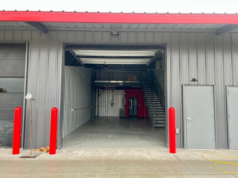 More Photos Of 2000 S 15th St, Laramie Industrial For Sale