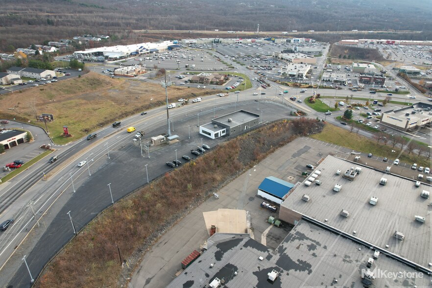 More Photos Of 290 Mundy St, Wilkes Barre Township Auto Dealership For Sale
