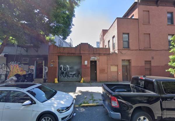 Primary Photo Of 10 Powers St, Brooklyn Warehouse For Lease