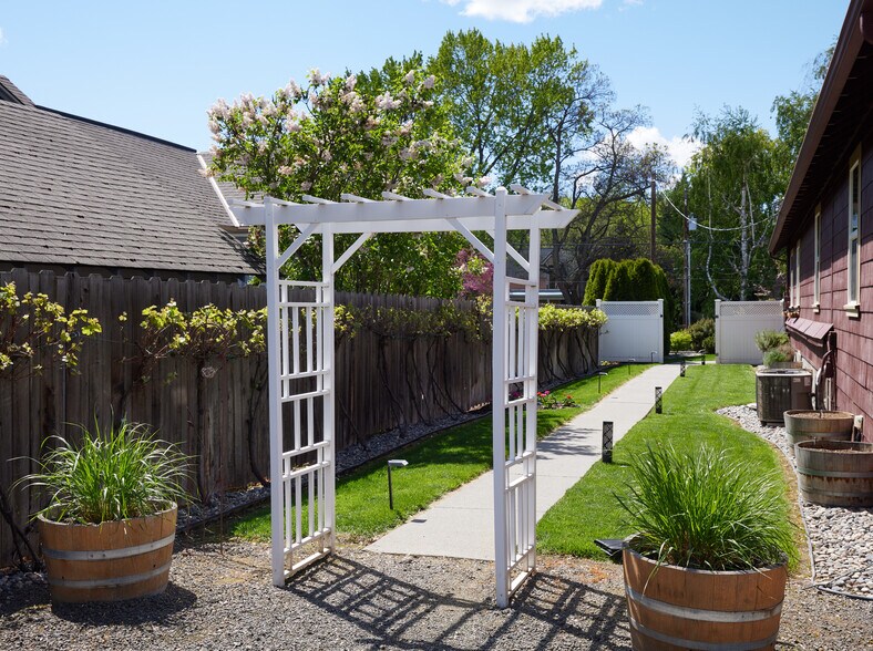 More Photos Of 527 Catherine St, Walla Walla Hospitality For Sale