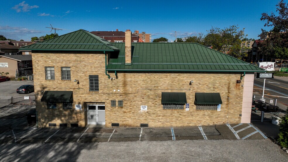 More Photos Of 780 W Market St, Akron Freestanding For Sale