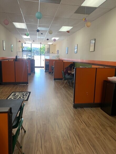 More Photos Of 519 S Glendora Ave, Glendora General Retail For Lease