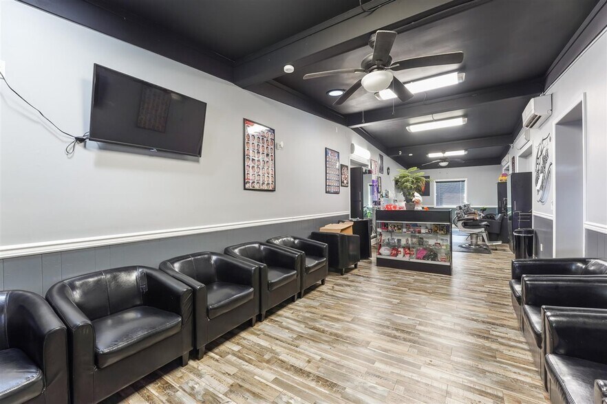 More Photos Of 1470 W Baltimore Pike, Toughkenamon Restaurant For Sale