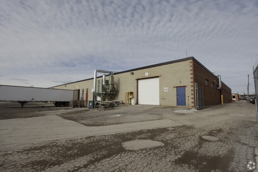 More Photos Of 154-160 Milvan Dr, Toronto Warehouse For Lease