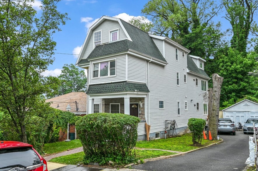 More Photos Of 134 Haven Ave, Mount Vernon Apartments For Sale