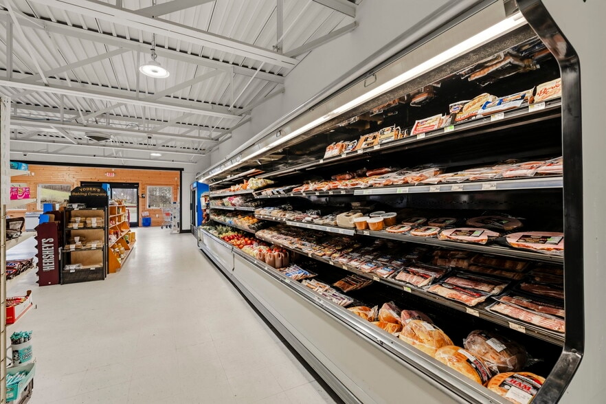 More Photos Of 4144 Pennsylvania 147 Hwy, Herndon Supermarket For Sale