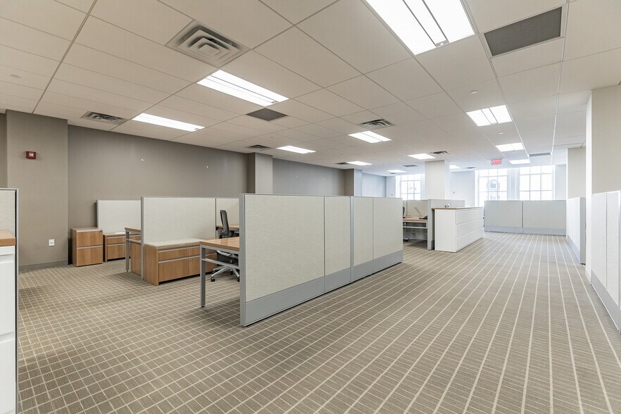 More Photos Of 170 S Independence Mall W, Philadelphia Office For Lease