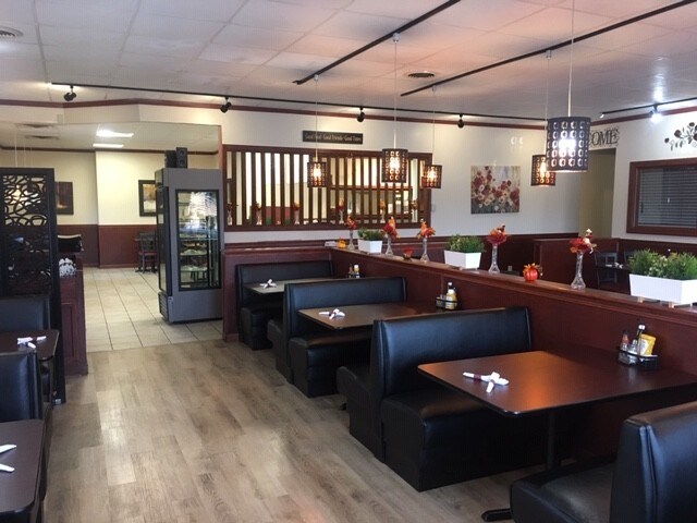 More Photos Of 3001 N Oakwood Ave, Muncie Restaurant For Sale
