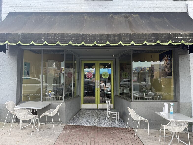 Primary Photo Of 20 SW Broadway St, Ocala Storefront For Lease