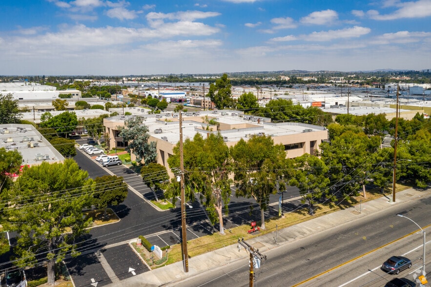 More Photos Of 1661 N Raymond Ave, Anaheim Unknown For Lease