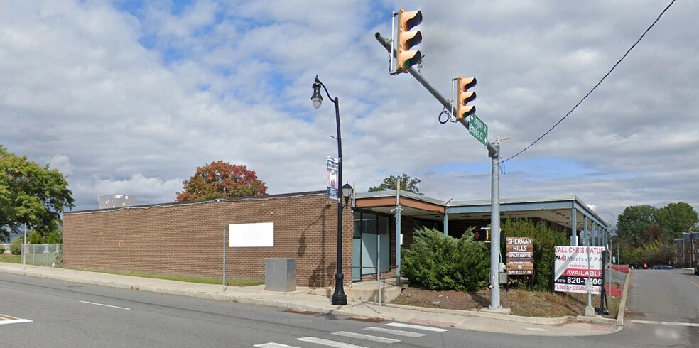 More Photos Of 302 N Empire Ct, Wilkes-Barre General Retail For Lease